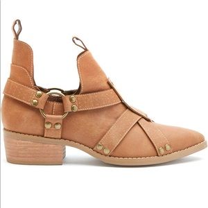 COCONUTS BY MATISSE | tan booties